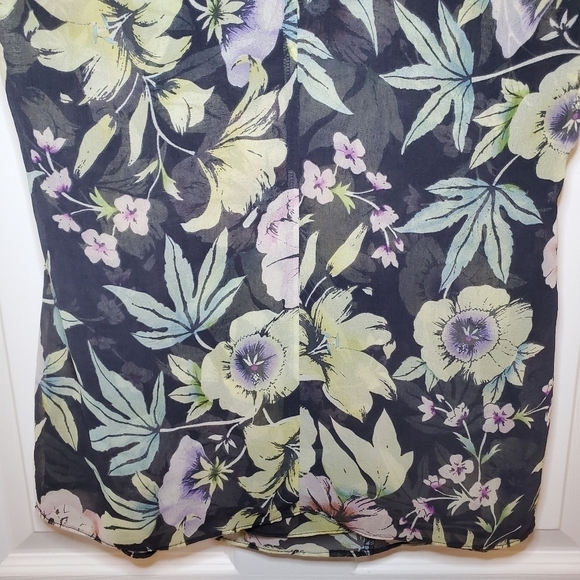 Cabi #3265 Osaka Nights Floral V-neck ruffle sleeveless sheer blouse S - Picture 6 of 10